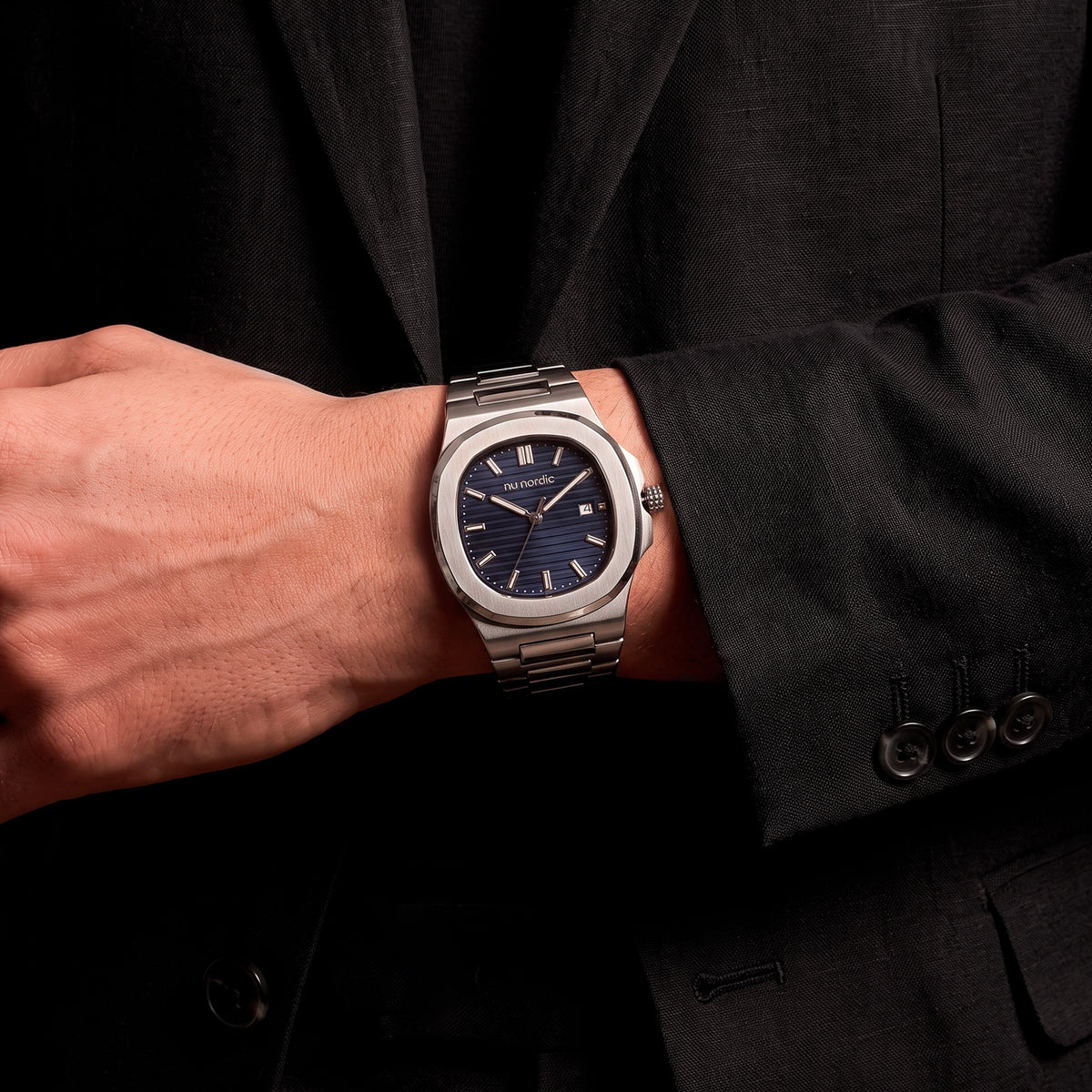 Reloj Nu Nordic Análogo | Carátula con Fechador | Extensible de Acero Inoxidable